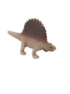 Safari Ltd Dimetrodon Figure Toy Mini Prehistoric Sail Back Dinosaur 2.5" Long